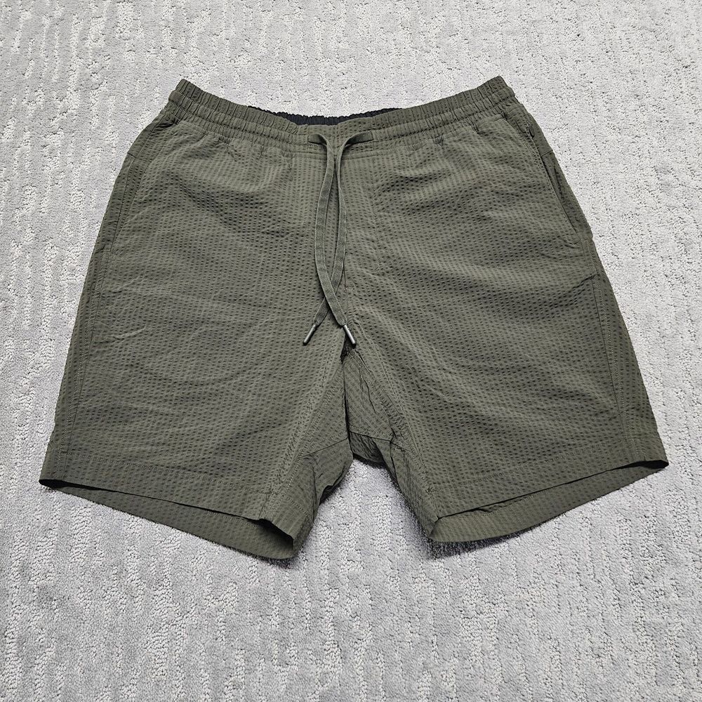 Lululemon Bowline Shorts 8" Seersucker Large Mens Olive Green M7ALFS